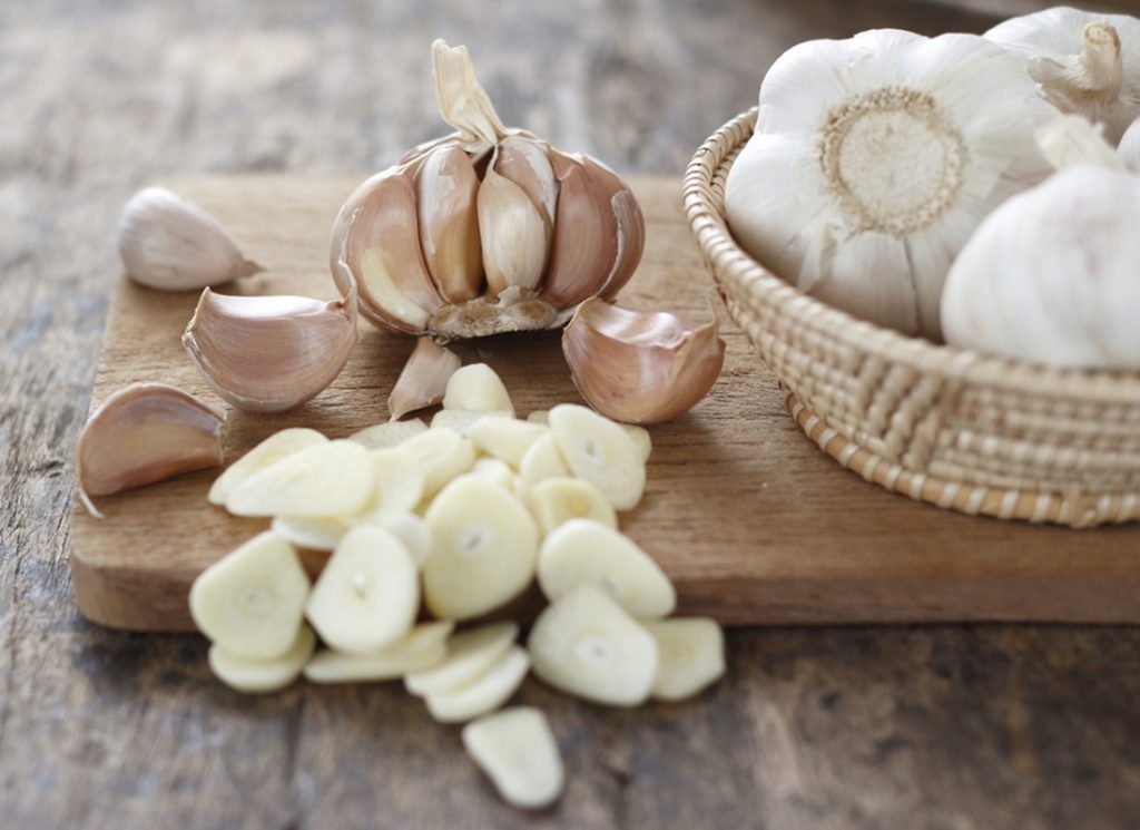 8 Foods That Make Your Pee Smell Hi Fashion Health